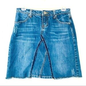 MUDD denim distressed skirt size 5 junior